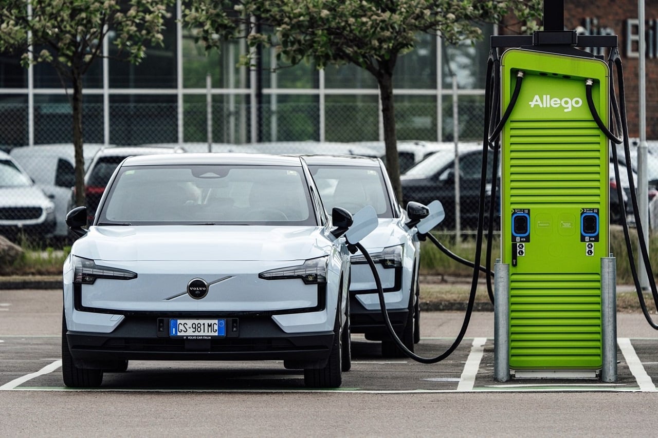 Volvo: settembre da record in Italia per le vetture full electric