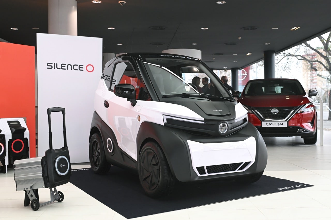 Nissan entra nel mercato delle microcar elettriche con la Silence S04