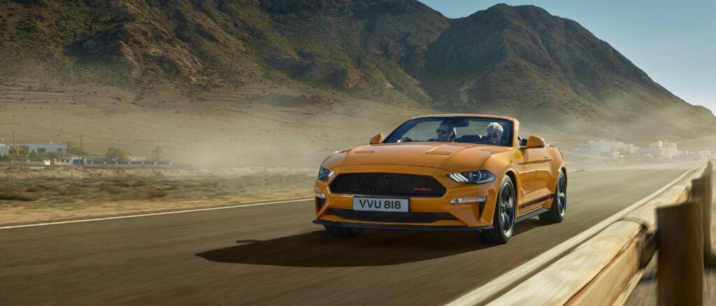 Ford Mustang Convertible 2024: potenza e stile sotto il cielo aperto. Le sue caratteristiche