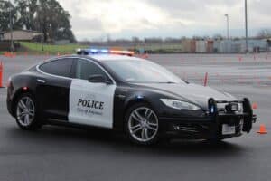 Tesla: la polizia della California sta riscontrando seri problemi per il loro utilizzo