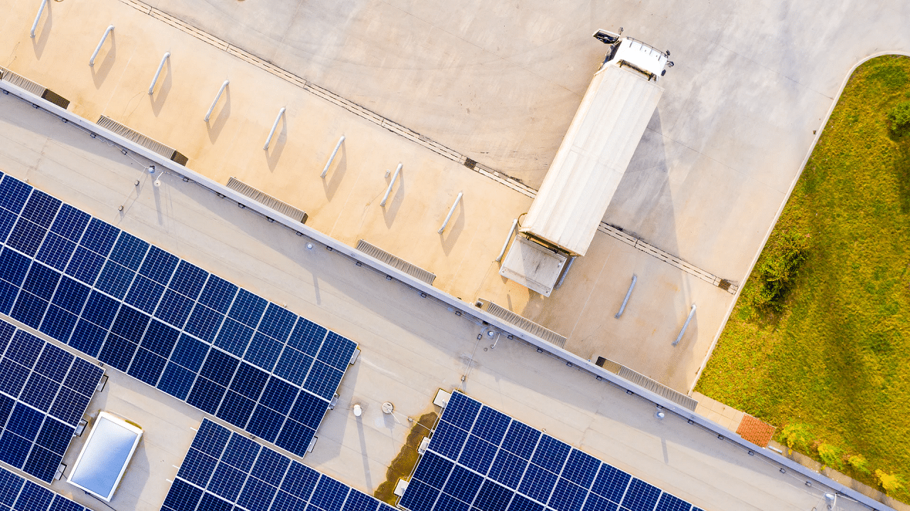Green Tech: l’UE dovrebbe investire 39 miliardi all’anno fino al 2030 per garantire la competitività dell’industria europea