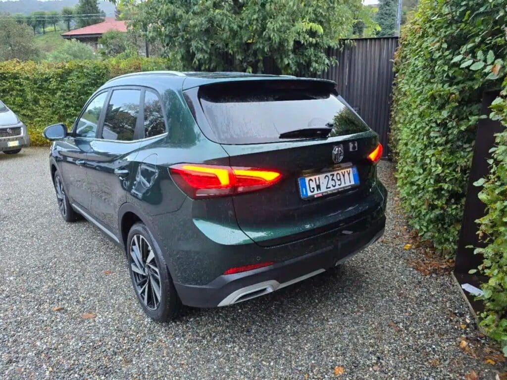 Nuova MG ZS Hybrid+ 2025: tecnologia, estetica rivista e full hybrid a un prezzo competitivo [VIDEO INTERNI]