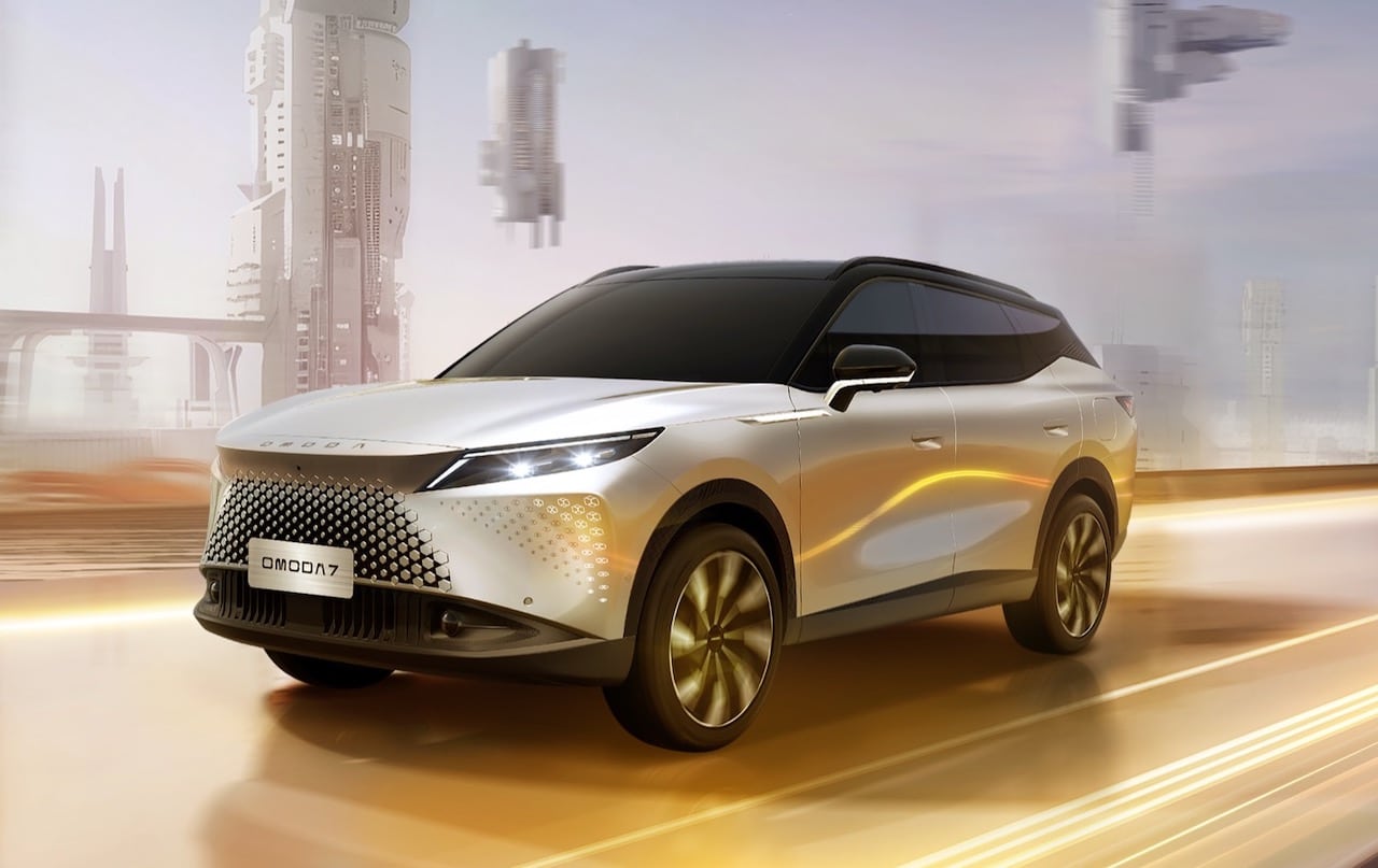 Omoda 7: il SUV con il nuovo linguaggio di design ‘Art in motion’