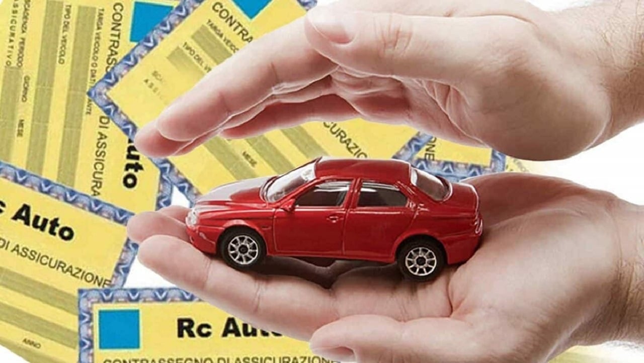 Codacons: a settembre Rc auto aumenta del 6,8%