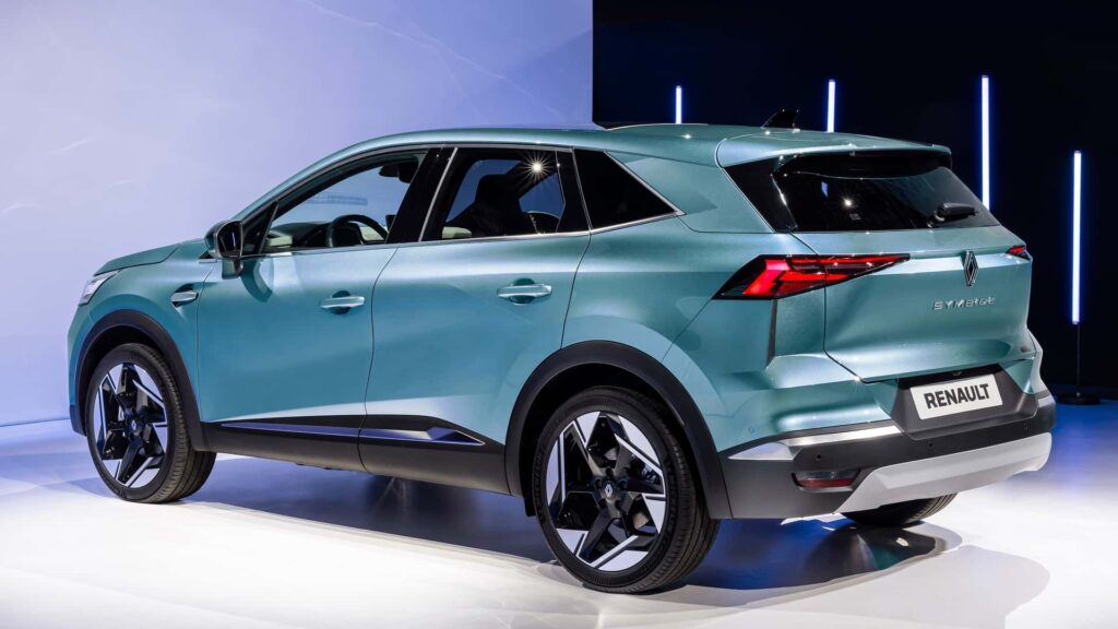 Renault Symbioz 2024: il nuovo SUV ibrido tra Captur e Austral [VIDEO]