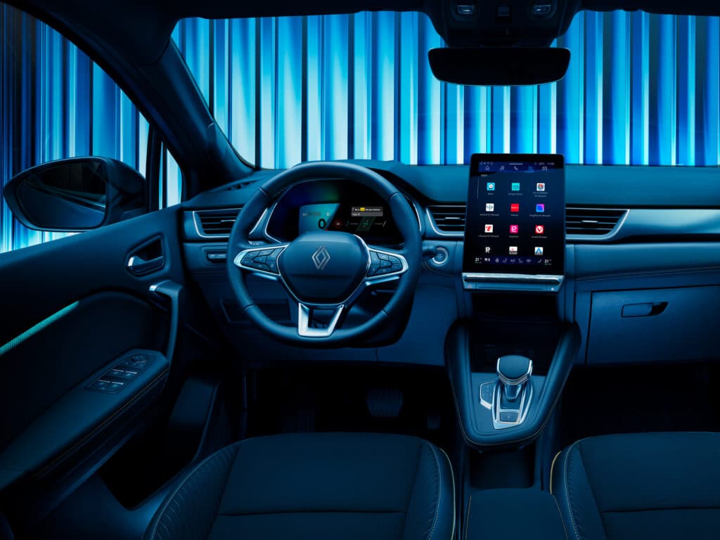 Renault Symbioz 2024: il nuovo SUV ibrido tra Captur e Austral [VIDEO]