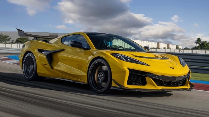 Chevrolet Corvette ZR1 2025: l’accelerazione è a livello delle supercar più rinomate