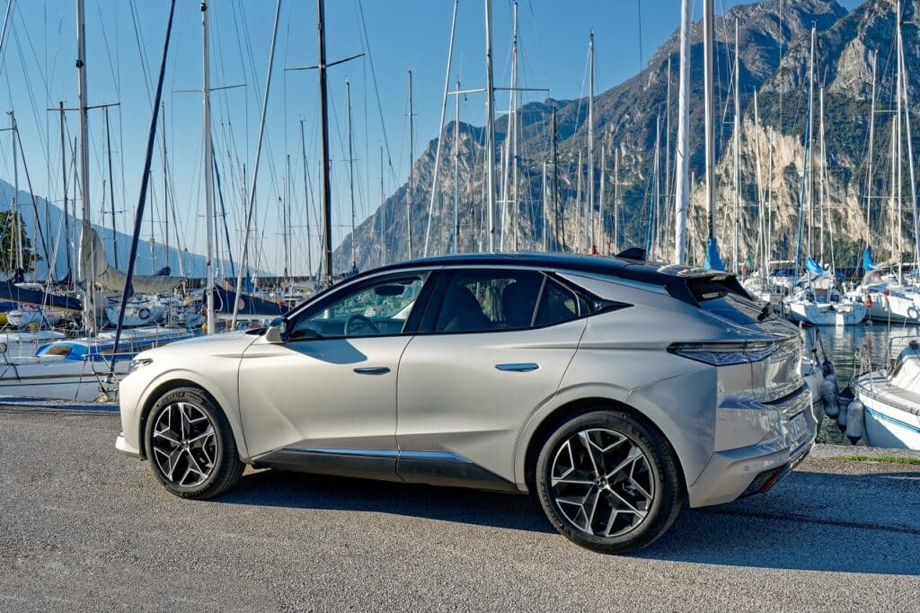 DS 4 Hybrid