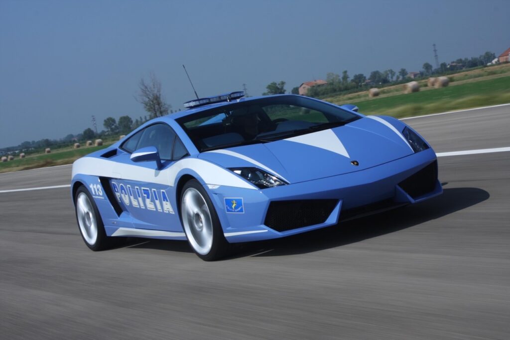 Lamborghini: 20 anni di collaborazione con la Polizia di Stato [FOTO]