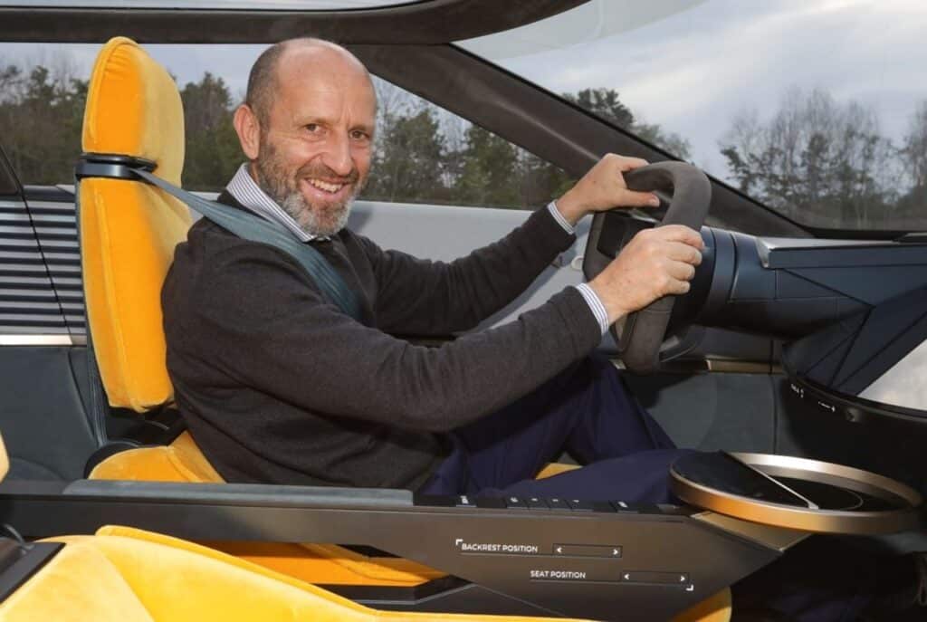 Lancia, Luca Napolitano: “Non offriremo solo auto elettriche ma anche ibride”