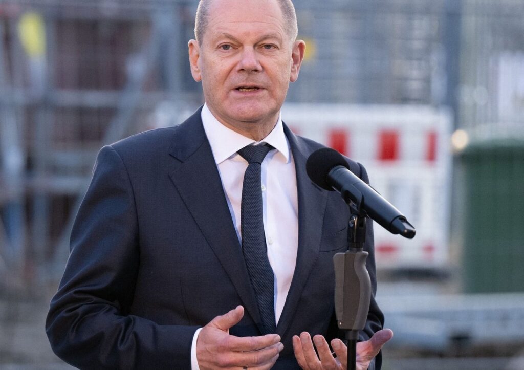 Auto elettriche: il cancelliere tedesco Olaf Scholz chiede un bonus per l’acquisto a livello europeo