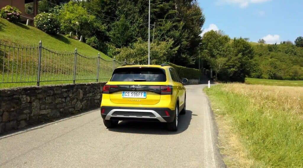 Volkswagen T-Cross 2024: prezzo, foto, dimensioni, interni