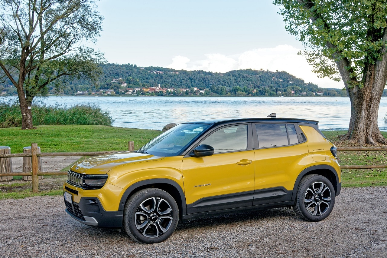 Jeep Avenger: il SUV più venduto in Italia conferma la sua grande versatilità