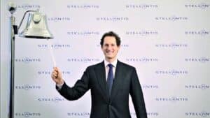 Stellantis: la Borsa chiede la nomina immediata del nuovo CEO