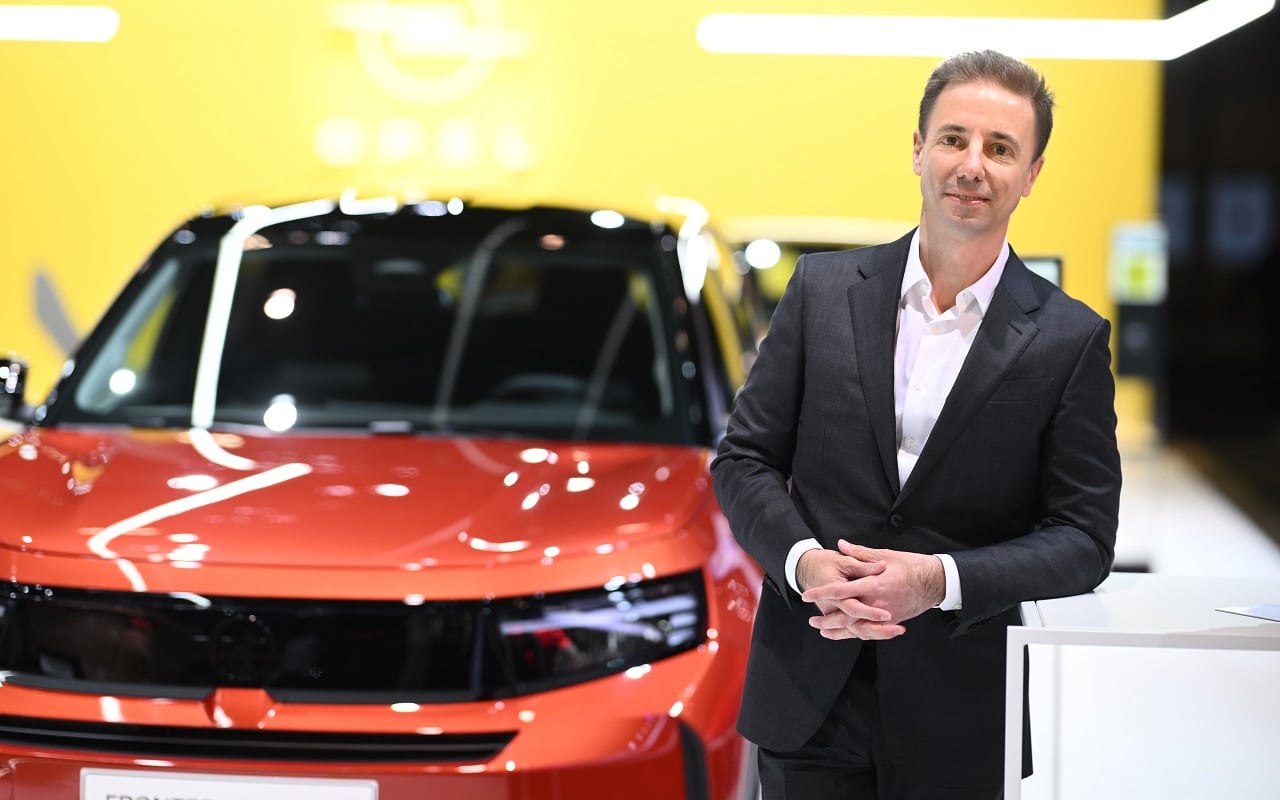Opel al Salone di Bruxelles 2025 svela “Electric All In”