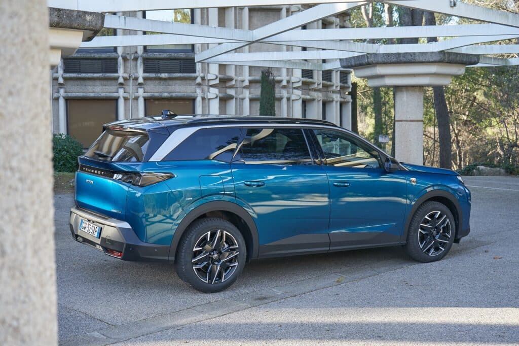 Peugeot 5008 Hybrid