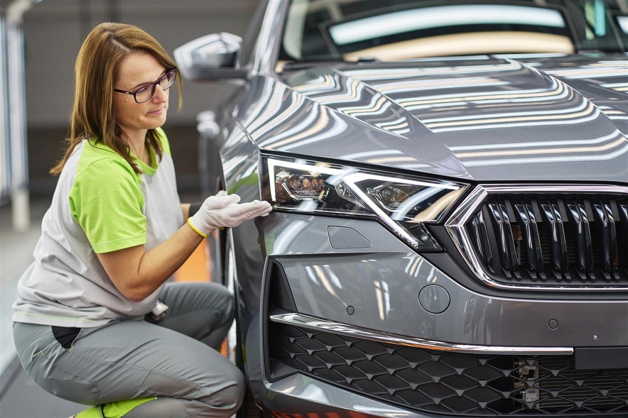 Skoda nel 2024 ha prodotto oltre 925.000 veicoli nel mondo