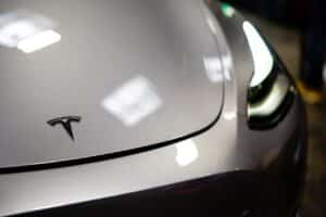 Stellantis, Ford, Toyota e Mazda acquistano crediti green da Tesla per evitare le multe sulle emissioni in UE