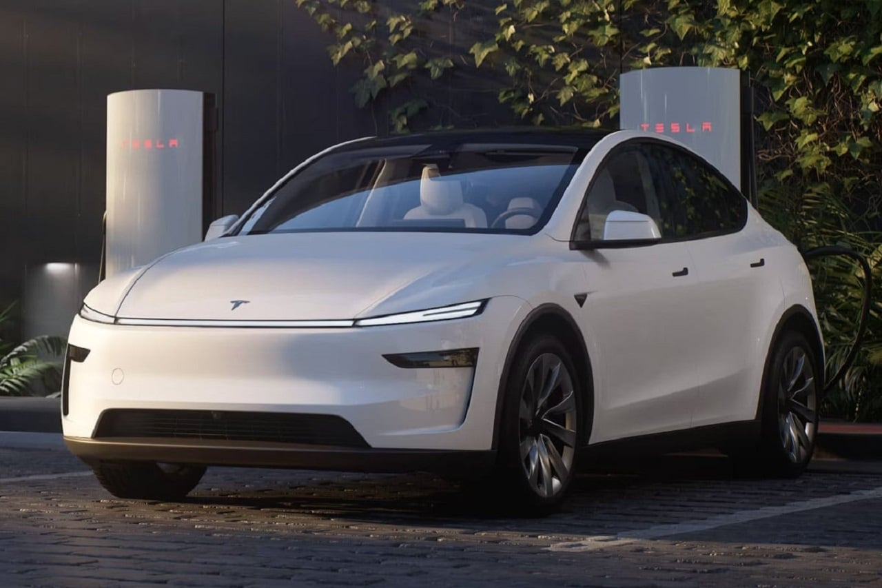 Tesla Model Y 2025: da oggi al via la produzione in Germania