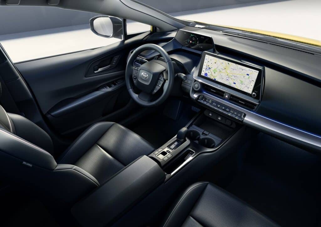 Toyota Prius 2025: il modello è ancora più efficiente e con nuove dotazioni