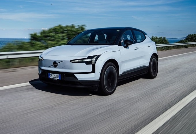 Volvo, vendite record in Italia nel 2024 con la spinta EV: oltre un quinto di immatricolazioni sono elettriche