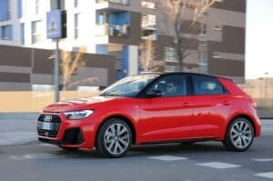 Audi A1 Sportback 2025: prezzo, foto, dimensioni, interni