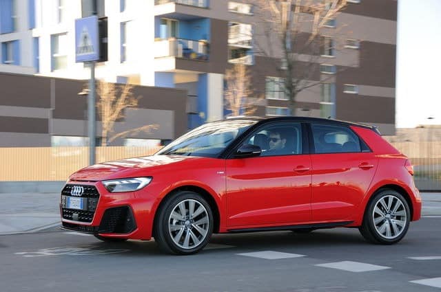 Audi A1 Sportback 2025: prezzo, foto, dimensioni, interni