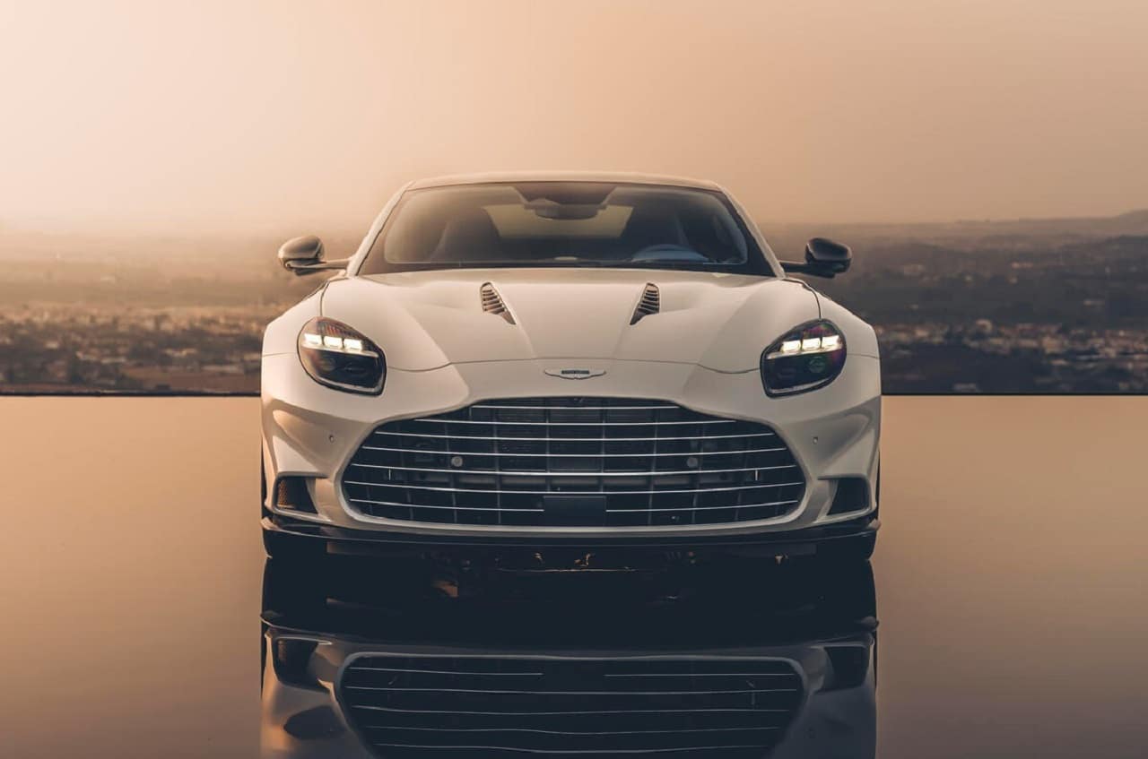 Aston Martin taglierà 170 posti di lavoro per ridurre i costi dopo un 2024 difficile