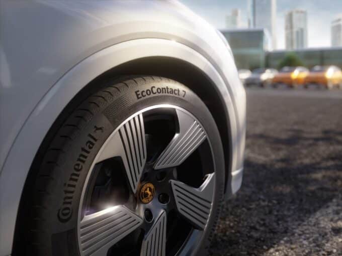 Continental EcoContact 7 ed EcoContact 7 S: debuttano gli pneumatici più efficienti di sempre [FOTO]