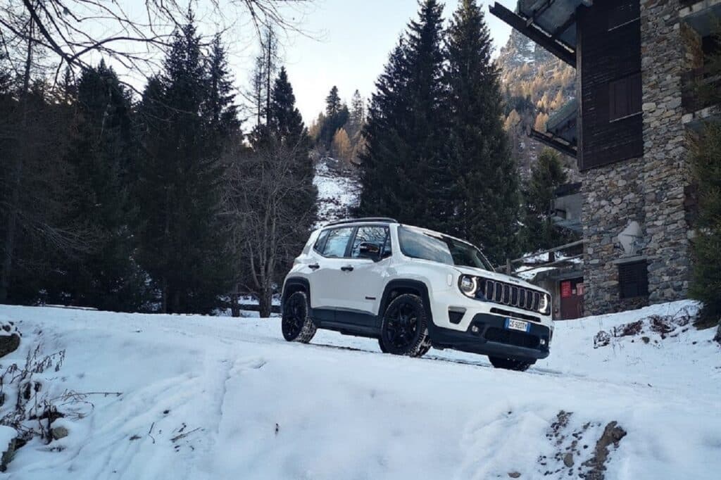 Jeep Renegade e-Hybrid: continua il suo successo