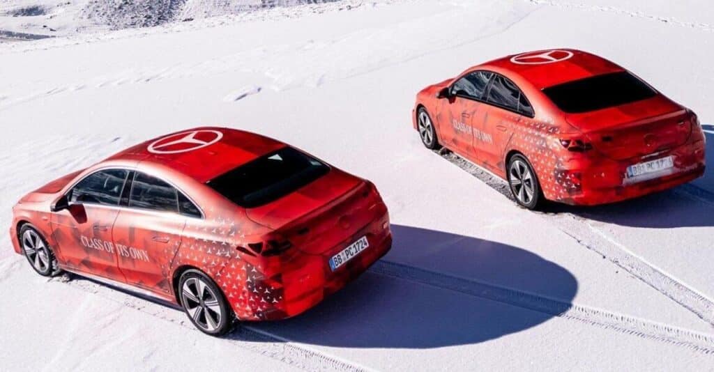 Mercedes lancerà 19 nuovi modelli ICE e 17 EV entro il 2027