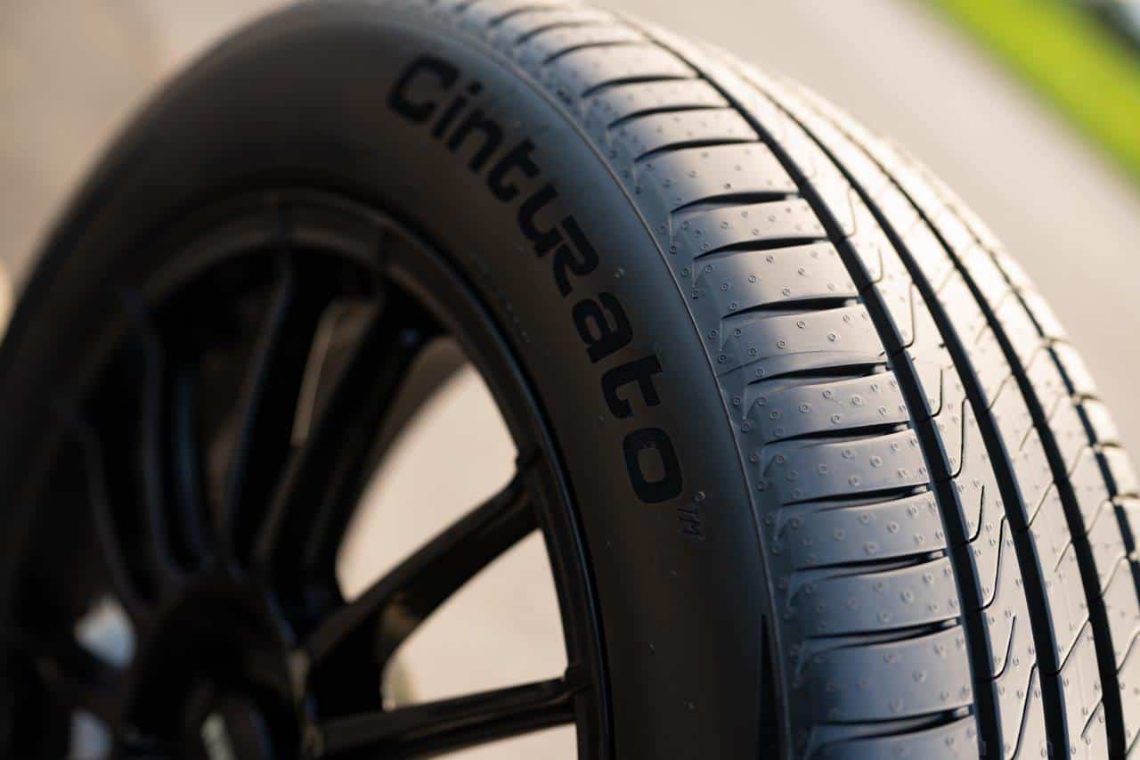 Pirelli lancia il nuovo Cinturato pneumatico estivo per vetture premium con materiali innovativi