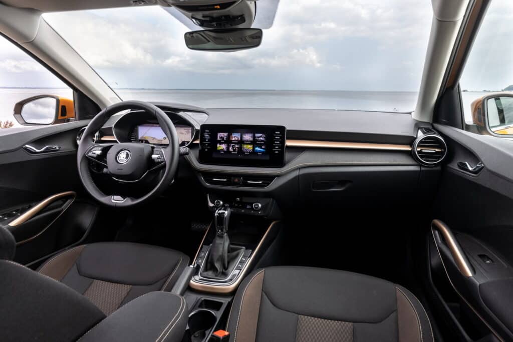 Skoda Fabia 2025: foto, prezzo, interni, allestimenti