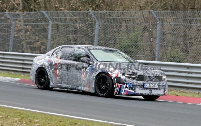 BMW M3 2027 - Foto spia 27-03-2025