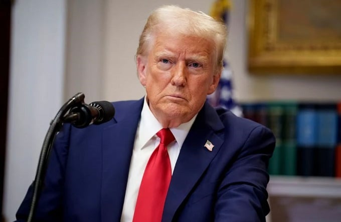 Dazi, Trump: “I prezzi delle auto aumenteranno? Non me ne frega nulla”