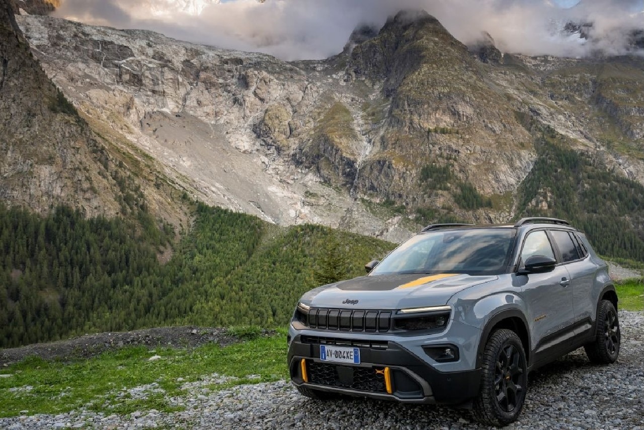 Jeep Avenger si conferma il SUV più venduto in Italia anche a febbraio 2025
