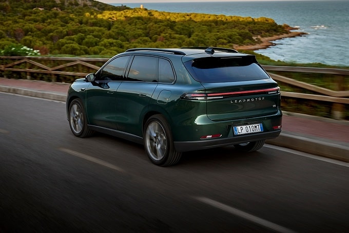 Leapmotor C10 REEV: primi test drive in Spagna per la Range Extender