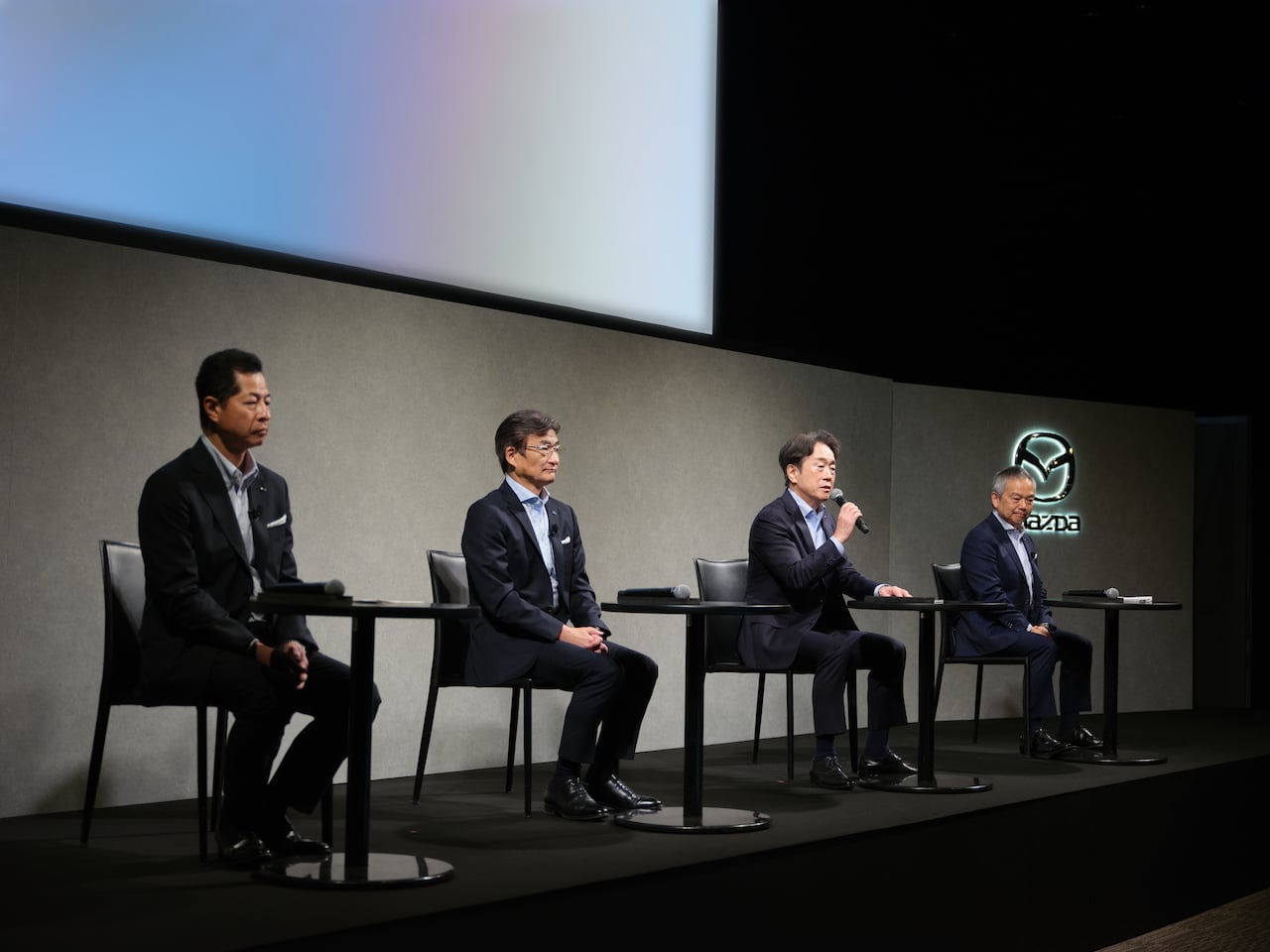 Mazda: il nuovo motore ibrido SkyActiv-Z debutterà nel 2027