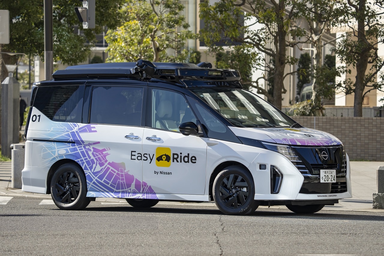 Nissan accelera sulla guida autonoma