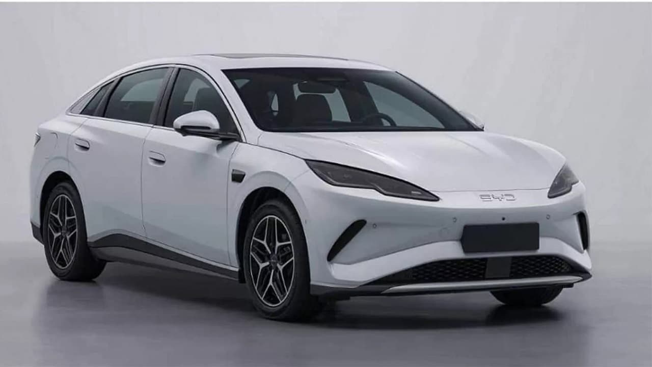 BYD Seal 06: piccola batteria ma tanta autonomia per la nuova versione