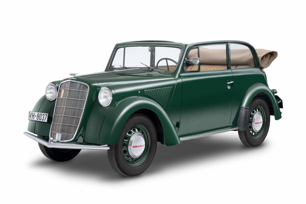 Opel Olympia: il pioniere della moderna produzione automobilistica festeggia 90 anni