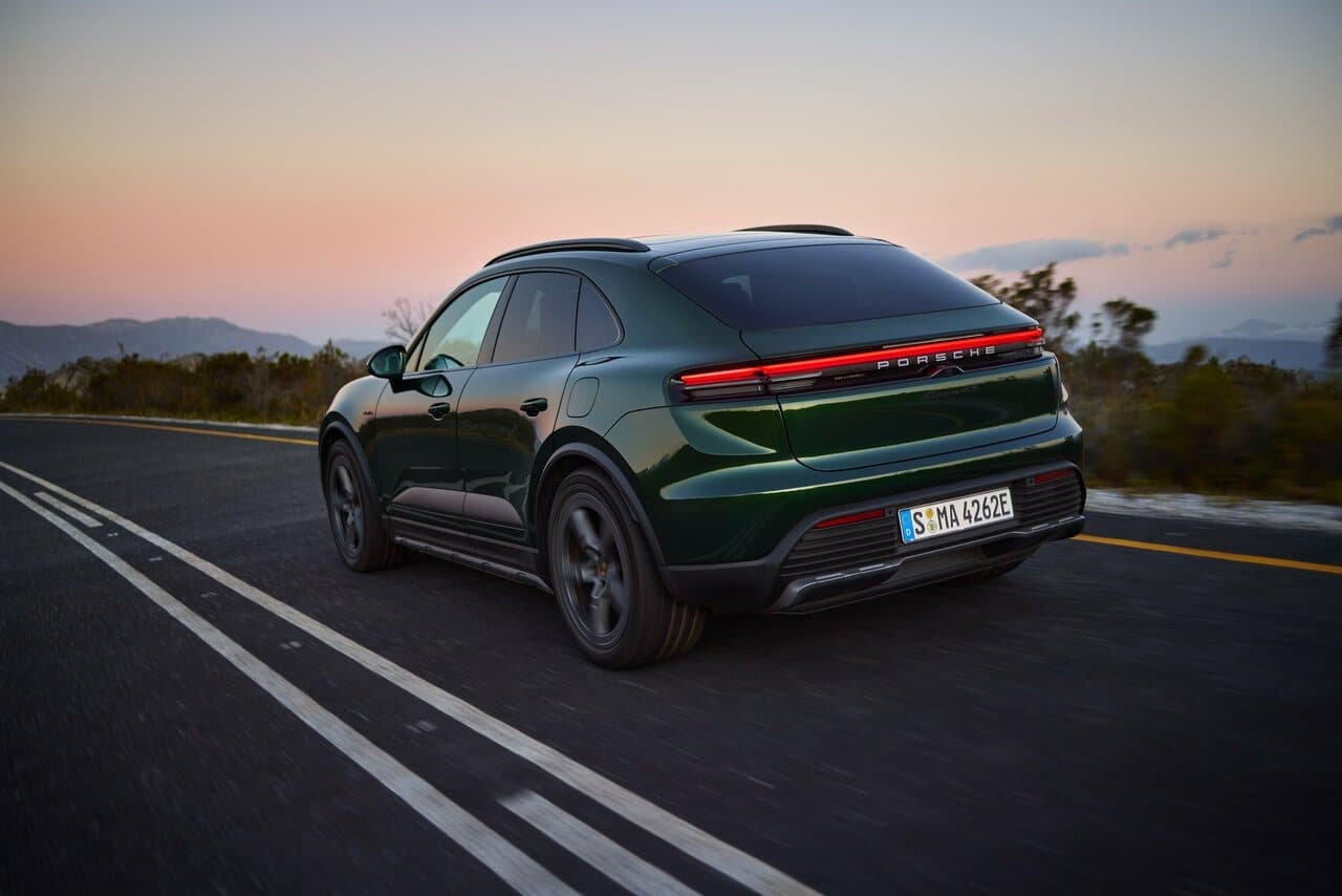Porsche conferma i piani per un nuovo SUV con motore ICE