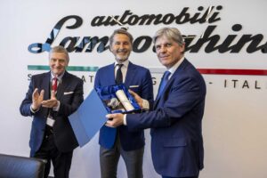 Lamborghini: Stephan Winkelmann premiato da UIGA
