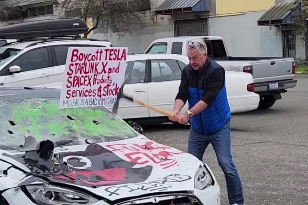 Tesla Takedown: il 29 marzo è stato scelto come giornata contro le auto di Elon Musk, proteste in tutto il mondo