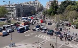 Blackout in Spagna e Portogallo: infrastrutture in tilt, enormi disagi ai trasporti [VIDEO]