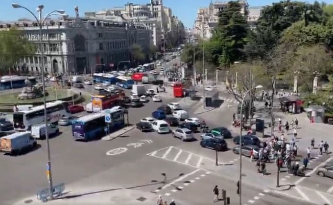 Blackout in Spagna e Portogallo: infrastrutture in tilt, enormi disagi ai trasporti [VIDEO]