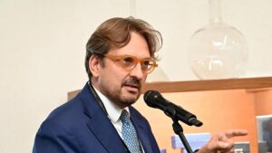 Transizione ecologica, Guidesi: “Regolamento Ue da cambiare includendo i biocarburanti dal 2035”
