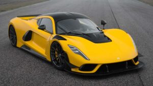 Hennessey Venom F5: potenza estrema che sale a 2.031 CV col pacchetto Evolution [FOTO]