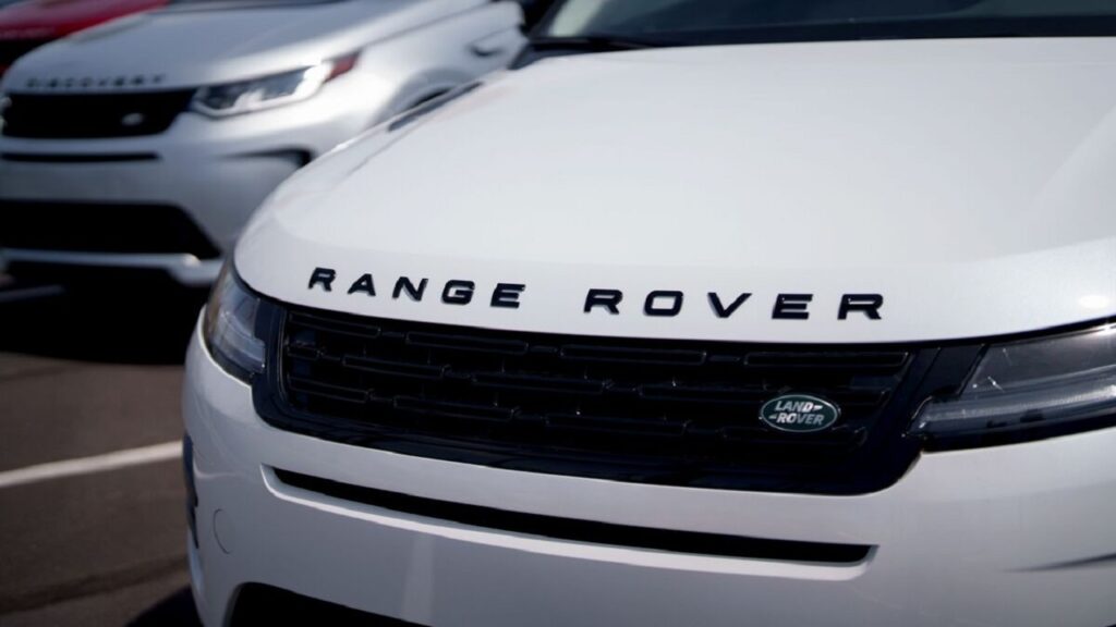 Jaguar Land Rover sospende le esportazioni negli Usa a causa dei dazi