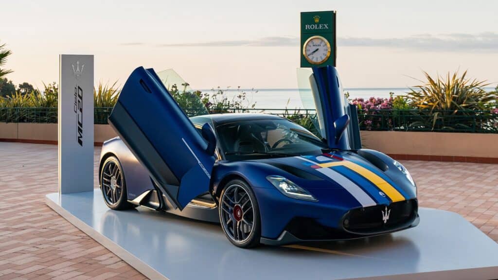 Maserati presente al Rolex Monte-Carlo Masters con l'esclusiva MC20 Cielo "Less is More...?"